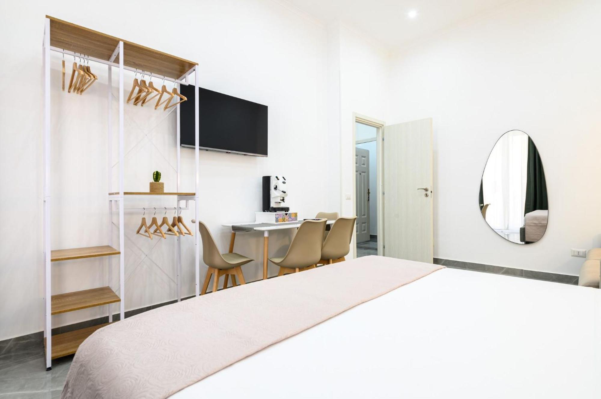 Giordano Suite Center Неаполь Экстерьер фото